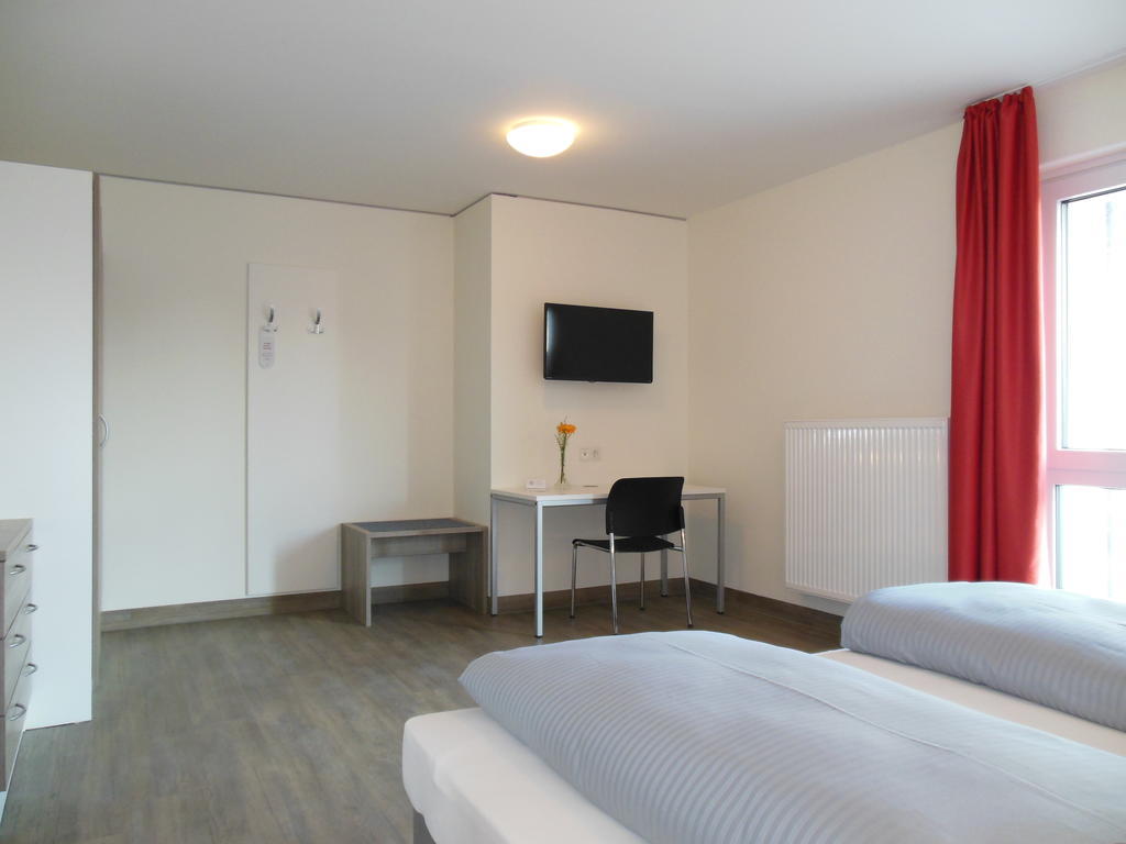 Green Living Inn Кемптен Стая снимка